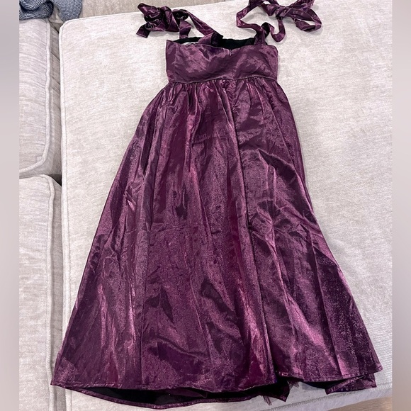 Gala Perfection Purple Tie-Strap Midi Skater Dress
Lulus size small - Picture 6 of 11